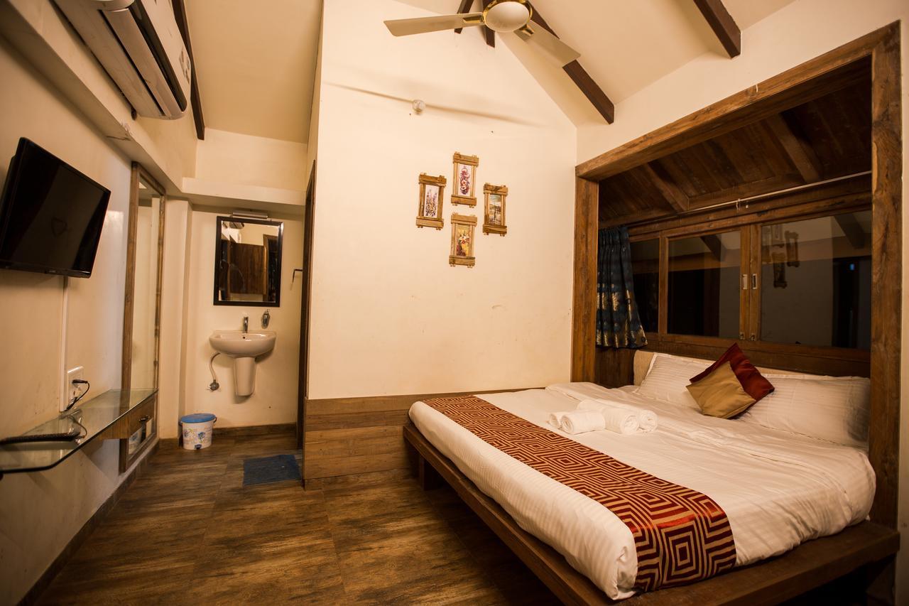 Kaular Atithis Grand Kokan Resort Ganpatipule Exterior foto